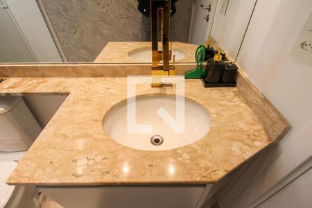 Apartamento para alugar com 68m², 2 quartos e 1 vaga Apartamento para alugar com 68m², 2 quartos e 1 vagaBanheiro da Suíte