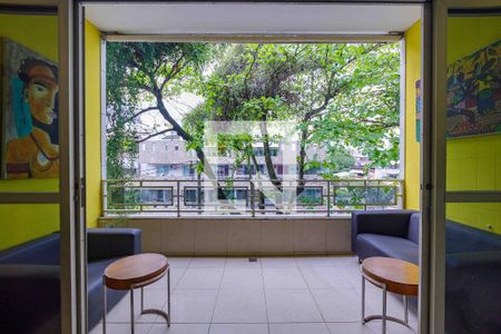 Varanda de apartamento para alugar com 3 quartos, 140m² em Barra da Tijuca, Rio de Janeiro