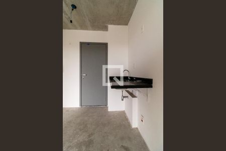 Cozinha de kitnet/studio para alugar com 1 quarto, 33m² em Bom Retiro, São Paulo