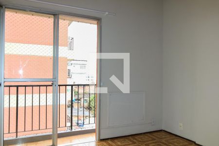 Apartamento à venda com 85m², 2 quartos e 1 vaga Apartamento à venda com 85m², 2 quartos e 1 vagaQuarto 1