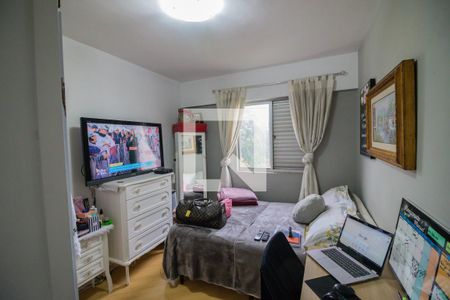 Quarto 1 de apartamento à venda com 3 quartos, 67m² em Jardim Pinheiros, São Paulo