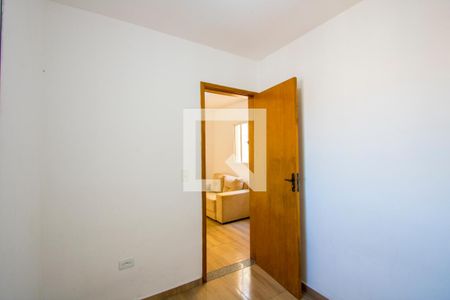 Quarto 2 de apartamento à venda com 2 quartos, 44m² em Vila Guaraciaba, Santo André