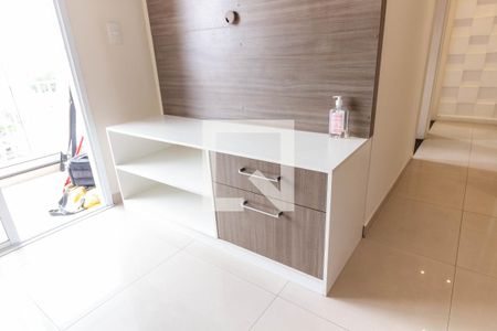 Sala de apartamento para alugar com 2 quartos, 63m² em Jardim Arize, São Paulo