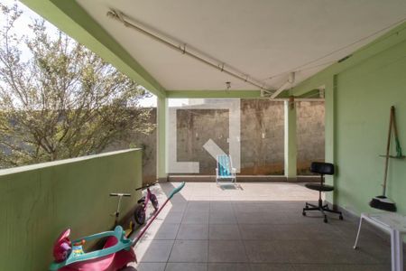 Casa à venda com 200m², 3 quartos e 4 vagas Casa à venda com 200m², 3 quartos e 4 vagasÁrea Externa