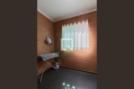 Casa à venda com 200m², 3 quartos e 4 vagas Casa à venda com 200m², 3 quartos e 4 vagasDespensa