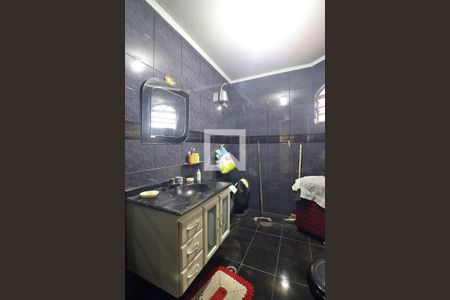 Banheiro do Quarto 1 - Suíte de casa à venda com 3 quartos, 150m² em Vila Curuca, Santo André