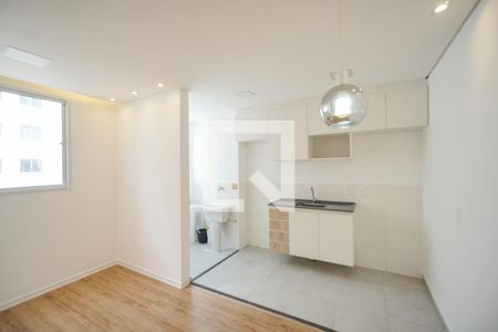 Sala de apartamento para alugar com 2 quartos, 42m² em Penha de França, São Paulo