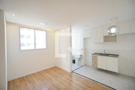 Sala de apartamento para alugar com 2 quartos, 42m² em Penha de França, São Paulo