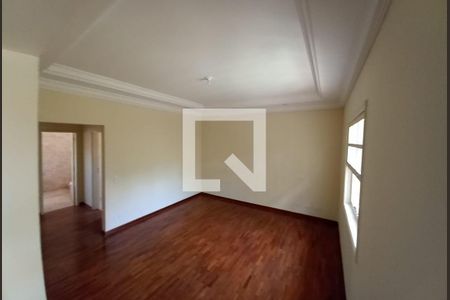 Casa à venda com 4 quartos, 317m² em Morumbi, São Paulo