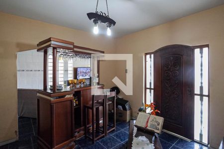 Sala 1 de casa à venda com 5 quartos, 400m² em Planalto, Belo Horizonte