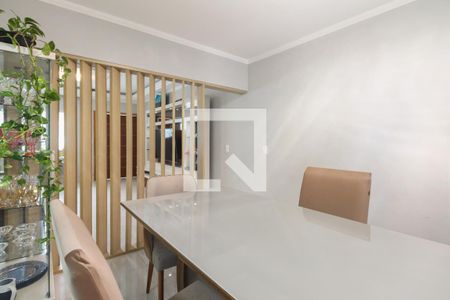 Sala de Jantar  de casa à venda com 3 quartos, 152m² em Vila Carrão, São Paulo