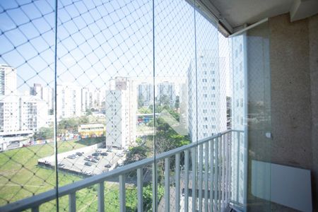 Varanda  de apartamento para alugar com 2 quartos, 49m² em Jardim Celeste, São Paulo