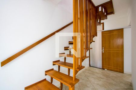 Sala de casa para alugar com 3 quartos, 114m² em Vila Pires, Santo André