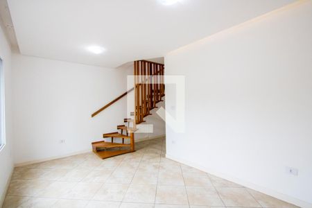 Sala de casa para alugar com 3 quartos, 114m² em Vila Pires, Santo André