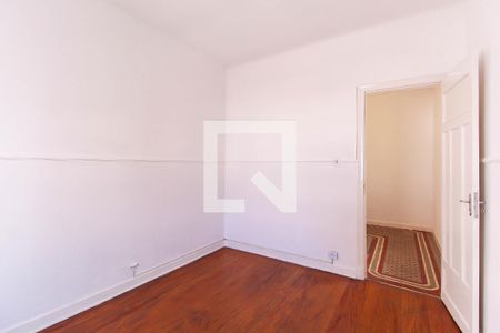 Quarto 2 de casa para alugar com 3 quartos, 120m² em Vila Bertioga, São Paulo