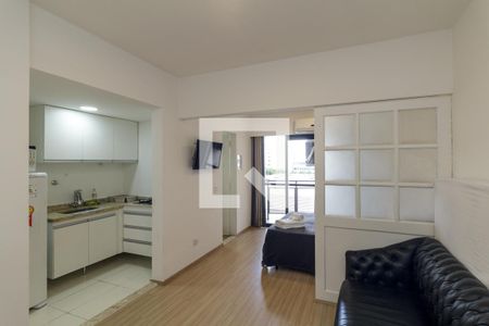 Sala de kitnet/studio para alugar com 1 quarto, 40m² em Campos Elíseos, São Paulo