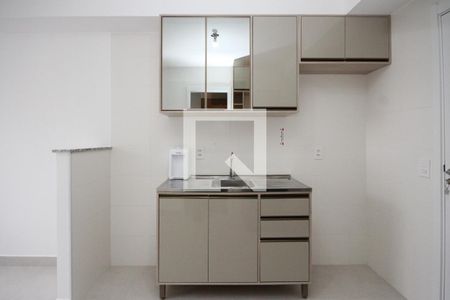 Cozinha e Área de Serviço de apartamento à venda com 1 quarto, 26m² em Vila Ema, São Paulo