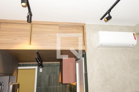 Sala/Quarto de kitnet/studio para alugar com 1 quarto, 28m² em Sumarezinho, São Paulo