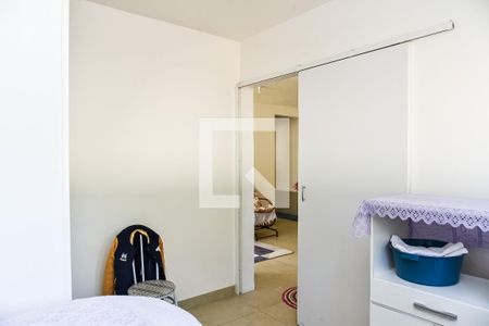 Quarto 2 de apartamento à venda com 2 quartos, 50m² em Rubem Berta, Porto Alegre