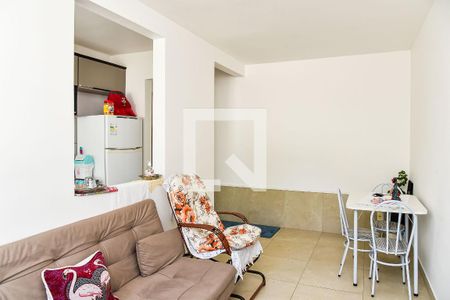 Sala de apartamento à venda com 2 quartos, 50m² em Rubem Berta, Porto Alegre