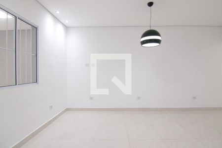 Sala de casa para alugar com 2 quartos, 120m² em Vila Granada, São Paulo