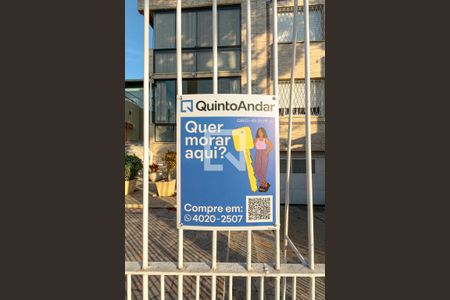 Placa de apartamento à venda com 2 quartos, 64m² em Tristeza, Porto Alegre