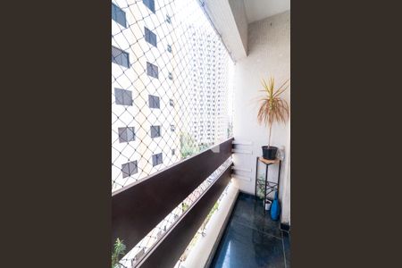 Sacada de apartamento à venda com 2 quartos, 55m² em Saúde, São Paulo