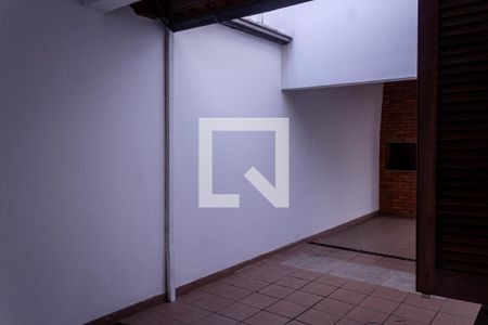 Casa à venda com 225m², 3 quartos e 3 vagas Casa à venda com 225m², 3 quartos e 3 vagasÁrea Externa