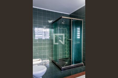 Casa à venda com 225m², 3 quartos e 3 vagas Casa à venda com 225m², 3 quartos e 3 vagasBanheiro