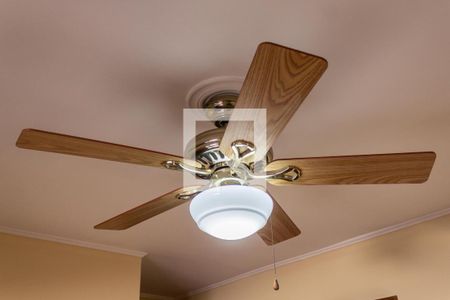 Casa à venda com 225m², 3 quartos e 3 vagas Casa à venda com 225m², 3 quartos e 3 vagasQuarto 3