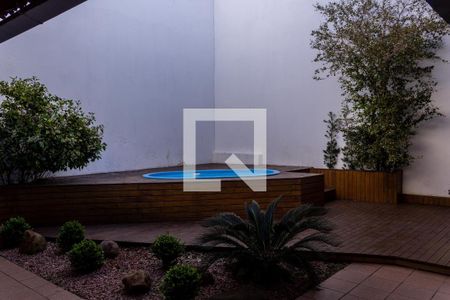 Casa à venda com 225m², 3 quartos e 3 vagas Casa à venda com 225m², 3 quartos e 3 vagasÁrea Externa