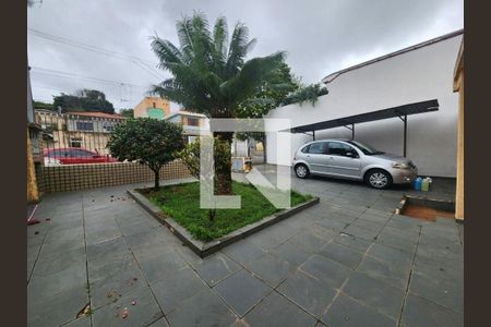 Casa à venda com 2 quartos, 119m² em Parque Peruche, São Paulo