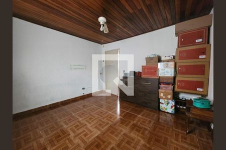 Casa à venda com 2 quartos, 119m² em Parque Peruche, São Paulo