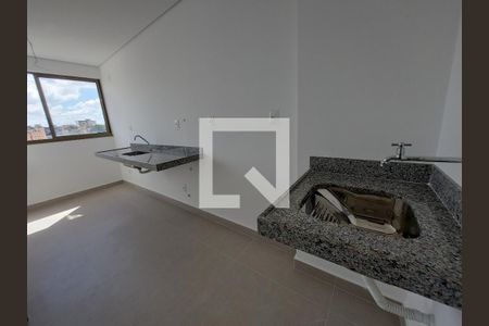 Apartamento à venda com 2 quartos, 59m² em Sagrada Família, Belo Horizonte