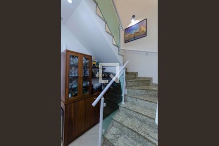 Escada de casa à venda com 3 quartos, 183m² em Cidade Patriarca, São Paulo