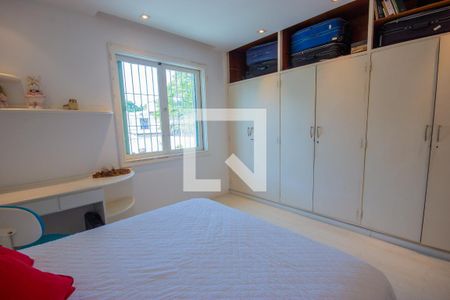 Casa à venda com 540m², 5 quartos e 3 vagas Casa à venda com 540m², 5 quartos e 3 vagasSuíte 2