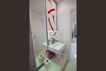 Casa à venda com 540m², 5 quartos e 3 vagas Casa à venda com 540m², 5 quartos e 3 vagasLavabo