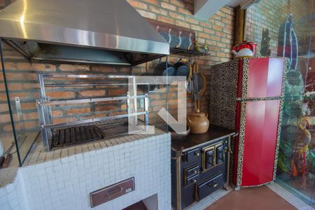 Casa à venda com 540m², 5 quartos e 3 vagas Casa à venda com 540m², 5 quartos e 3 vagasChurrasqueira