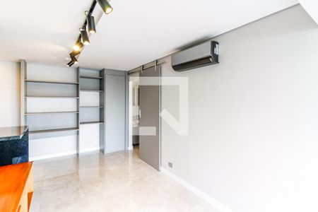 Sala de apartamento para alugar com 1 quarto, 50m² em Jardim Santo Amaro, São Paulo