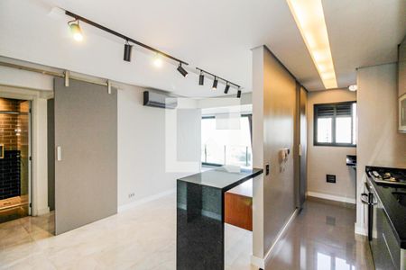 Sala de apartamento para alugar com 1 quarto, 50m² em Jardim Santo Amaro, São Paulo