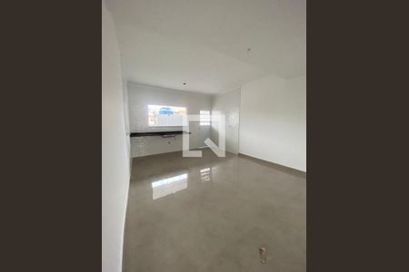 Casa para alugar com 3 quartos, 175m² em Vila Fernandes, São Paulo