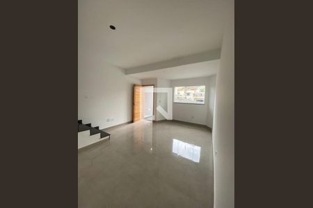 Casa para alugar com 3 quartos, 175m² em Vila Fernandes, São Paulo