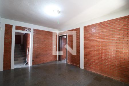 Quarto 1 de casa para alugar com 8 quartos, 268m² em Santa Mônica, Uberlândia