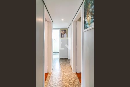 Corredor de apartamento à venda com 4 quartos, 166m² em Santa Rosa, Belo Horizonte