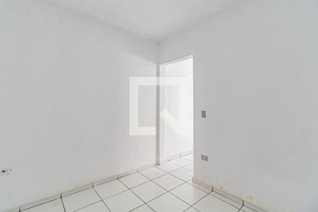 Quarto de casa para alugar com 1 quarto, 20m² em Vila Dalva, São Paulo