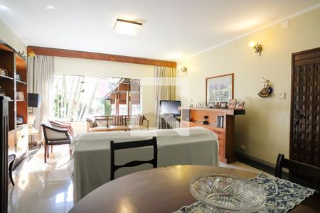 Sala de casa à venda com 3 quartos, 300m² em Santa Paula, São Caetano do Sul