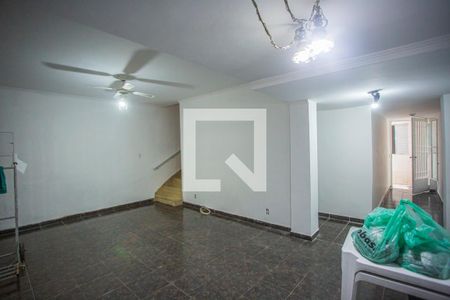 Sala de casa à venda com 2 quartos, 117m² em Indianópolis, São Paulo
