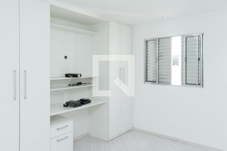 Quarto 1 de apartamento para alugar com 2 quartos, 59m² em Parque Santo Antônio, Guarulhos