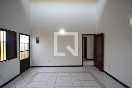 Sala de casa para alugar com 2 quartos, 120m² em Kennedy, Nova Iguaçu