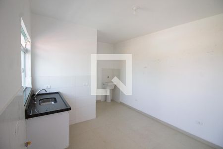 Quarto de kitnet/studio para alugar com 1 quarto, 25m² em Vila Canero, São Paulo